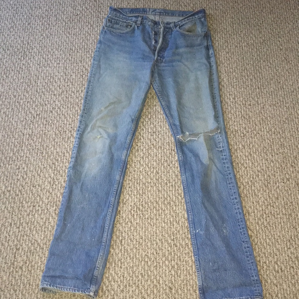 Vintage Levi’s distressed 501 women’s